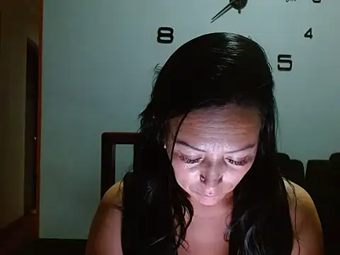Snapshot of Laura_martin_ chatting on 01.30.25 Laura martin online show from 01.30.25