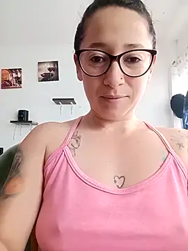 emilypoppy3 online show from 02.22.26