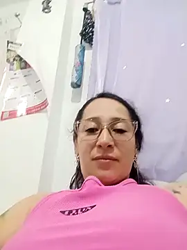 emilypoppy3 online show from 04.14.26