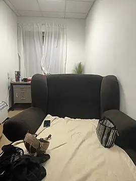 Snapshot of MaraNightmare chatting on 02.06.25 MaraNightmare online show from 02.06.25