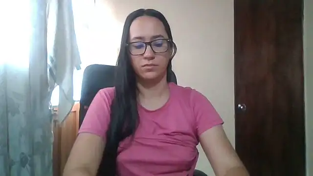 Snapshot of brittanycheeks chatting on 04.23.26 brittanycheeks online show from 04.23.26