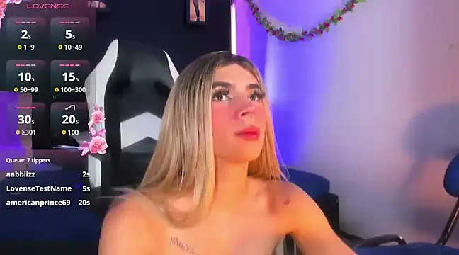 Snapshot of rosedewitt chatting on 01.29.25 rosedewitt online show from 01.29.25