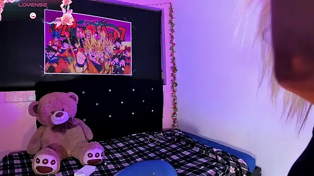 Snapshot of rosedewitt chatting on 03.21.25 rosedewitt online show from 03.21.25