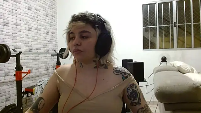 Snapshot of missangieangel chatting on 02.03.25 missangieangel online show from 02.03.25