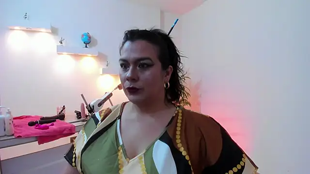 martina foxy  online show from 11.28.25
