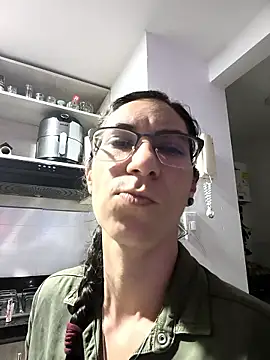 Snapshot of Andromeda-jade chatting on 01.15.26 Andromeda-jade online show from 01.15.26