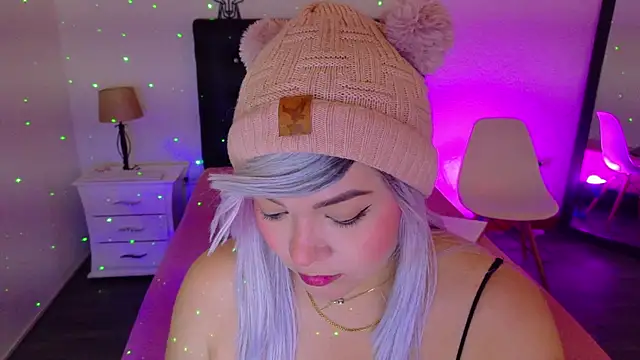 Snapshot of Cuckold_lover69 chatting on 01.07.25 Cuckold lover69 online show from 01.07.25