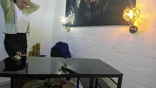 Snapshot of miss_lucero1 chatting on 02.09.25 miss lucero1 online show from 02.09.25