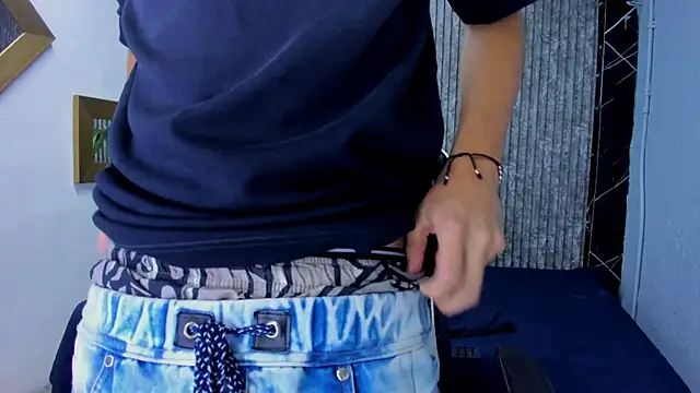 Mike 0233  online show from 11.13.25