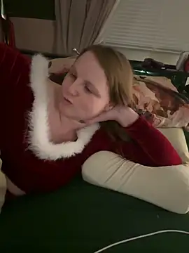 GingerSnap33 online show from 12.19.24