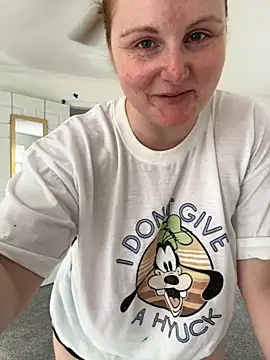 GingerSnap33 online show from 09.30.25