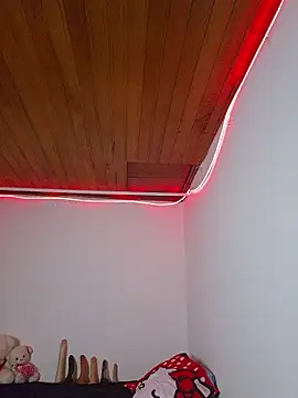 juli05star20 online show from 04.03.26