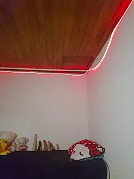 juli05star20 online show from 04.10.26