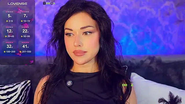 Snapshot of -CrazyAnna- chatting on 12.17.25 -CrazyAnna- online show from 12.17.25