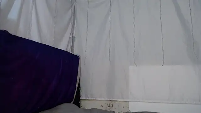 Snapshot of Marci_owo chatting on 12.15.24 Marci owo online show from 12.15.24