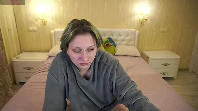 LunaaMayy online show from 02.11.26