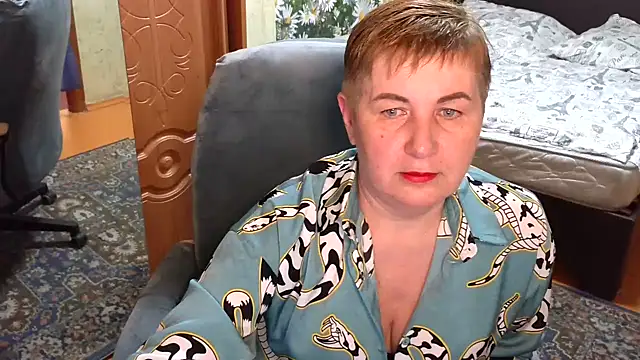 Snapshot of NicoleOlla chatting on 02.28.25 NicoleOlla online show from 02.28.25