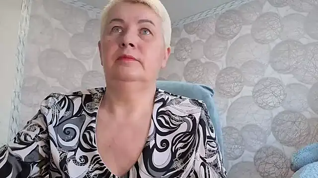 NicoleOlla online show from 02.15.26