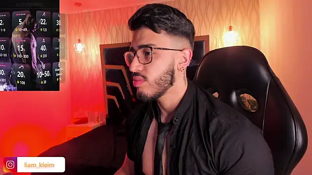 Liam Kleiin online show from 01.08.26