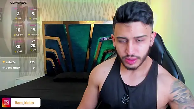 Snapshot of Liam_Kleiin chatting on 02.11.26 Liam Kleiin online show from 02.11.26