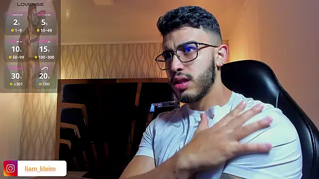 Liam Kleiin online show from 03.03.26