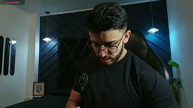 Liam Kleiin online show from 03.30.26