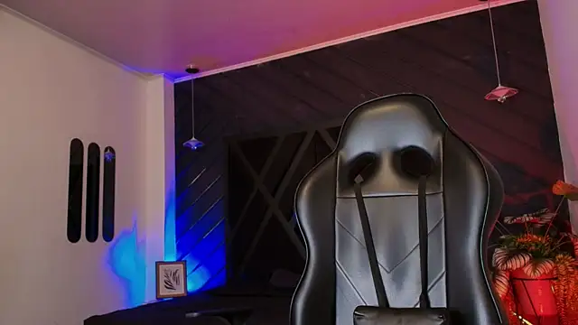 Liam Kleiin online show from 04.17.26