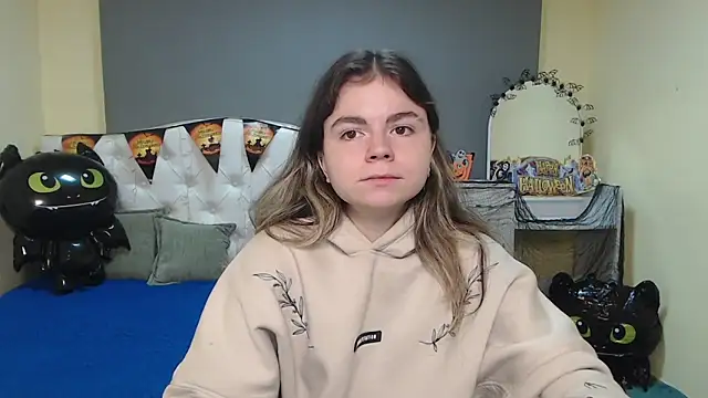 TinaRedly online show from 11.02.25