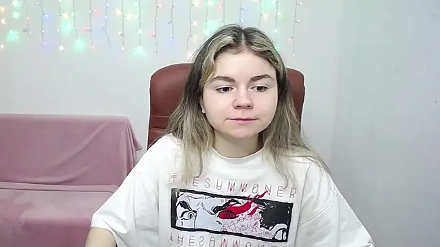 TinaRedly online show from 12.05.25