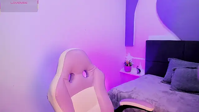 amira cute2 online show from 11.04.25