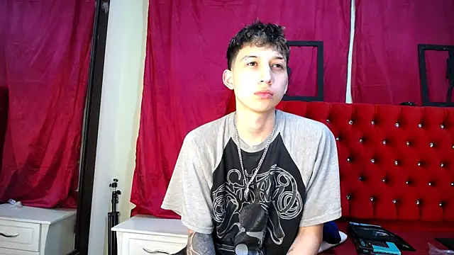  Thomas hot  online show from 03.09.25