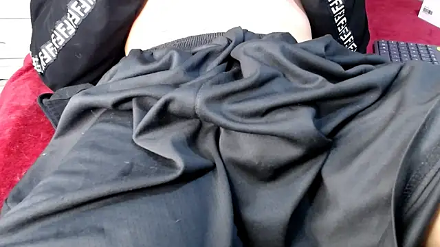  Thomas hot  online show from 03.12.25