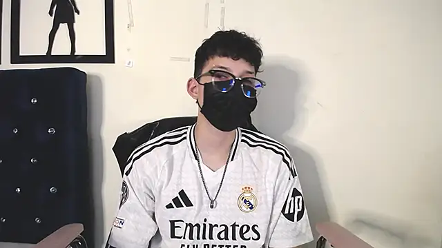  Thomas hot  online show from 10.08.25