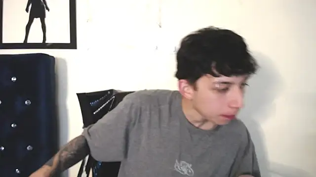  Thomas hot  online show from 11.04.25