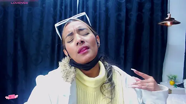 megan collins96 online show from 12.19.24