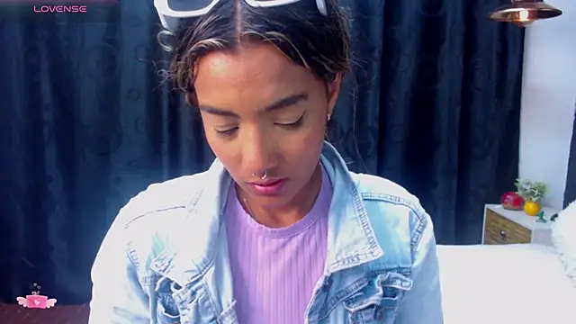 megan collins96 online show from 12.21.24