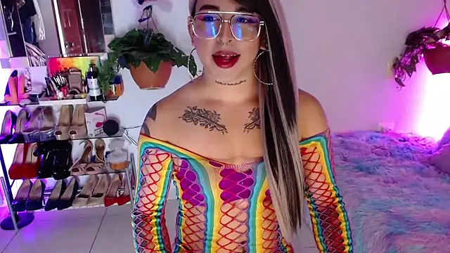 Snapshot of Laveneno_ortiz07 chatting on 05.13.26 Laveneno ortiz07 online show from 05.13.26