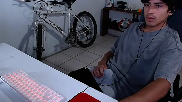 Thieves9 online show from 11.04.25