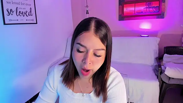 ArianaBaker online show from 09.16.25