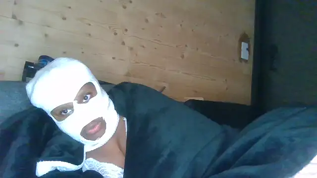 Snapshot of LabelleOnyx chatting on 03.19.26 LabelleOnyx online show from 03.19.26