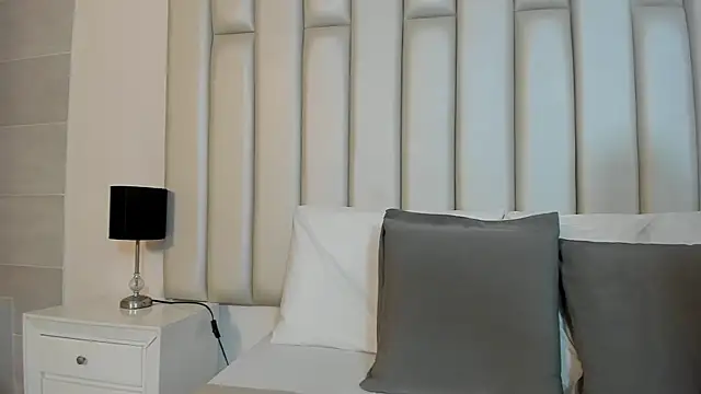 Snapshot of samantaramoos chatting on 03.07.25 samantaramoos online show from 03.07.25