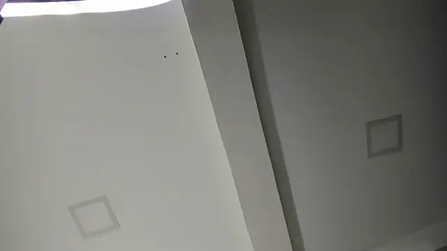 Snapshot of samantaramoos chatting on 10.13.25 samantaramoos online show from 10.13.25