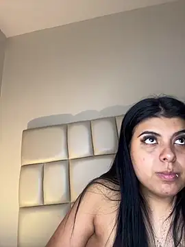 Snapshot of samantaramoos chatting on 02.02.26 samantaramoos online show from 02.02.26