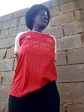 Swirly blac online show from 11.23.25