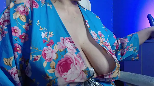 missdaniels online show from 01.04.25