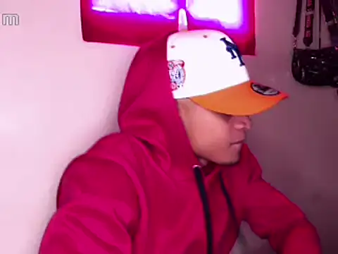 Snapshot of Calientex chatting on 12.17.24 Calientex online show from 12.17.24