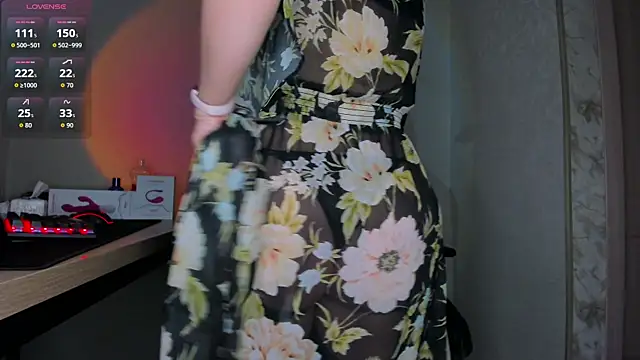 Snapshot of avorylas chatting on 02.22.26 avorylas online show from 02.22.26