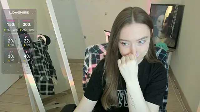 Florence meow online show from 04.17.26