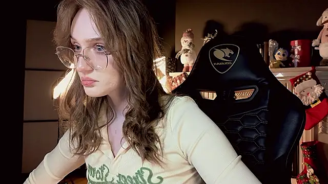 Snapshot of ELLIEJAY chatting on 12.01.24 ELLIEJAY online show from 12.01.24