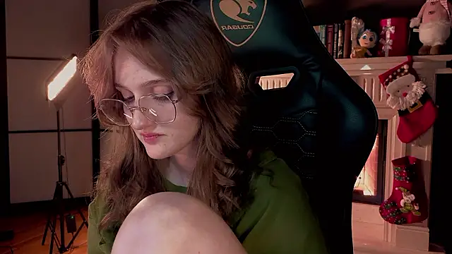 Snapshot of ELLIEJAY chatting on 12.02.24 ELLIEJAY online show from 12.02.24